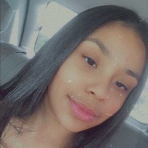 Meet your Posher, Arline